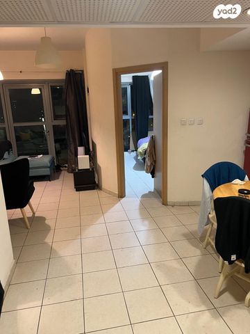 ז'בוטינסקי 50