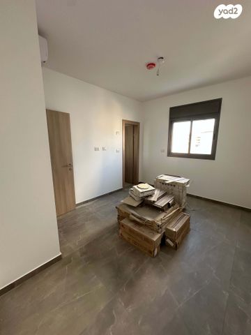 דירה, אפיקי הנחל / אופקים החדשה, אופקים