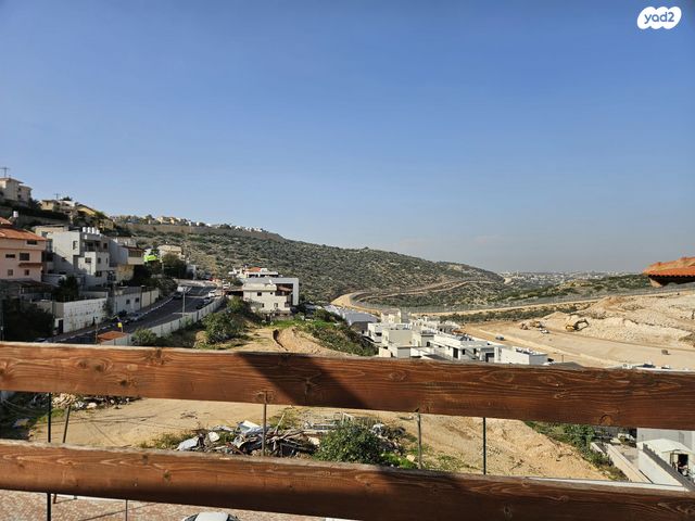 דו משפחתי, עץ אפרים