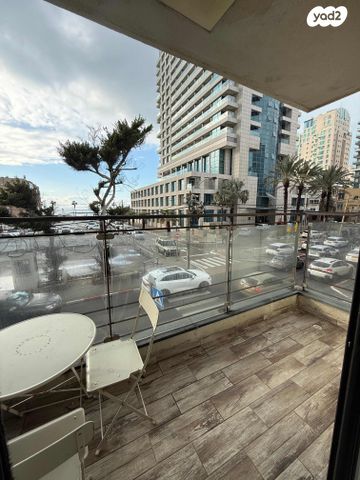 דירה, הירקון, כרם התימנים, תל אביב יפו