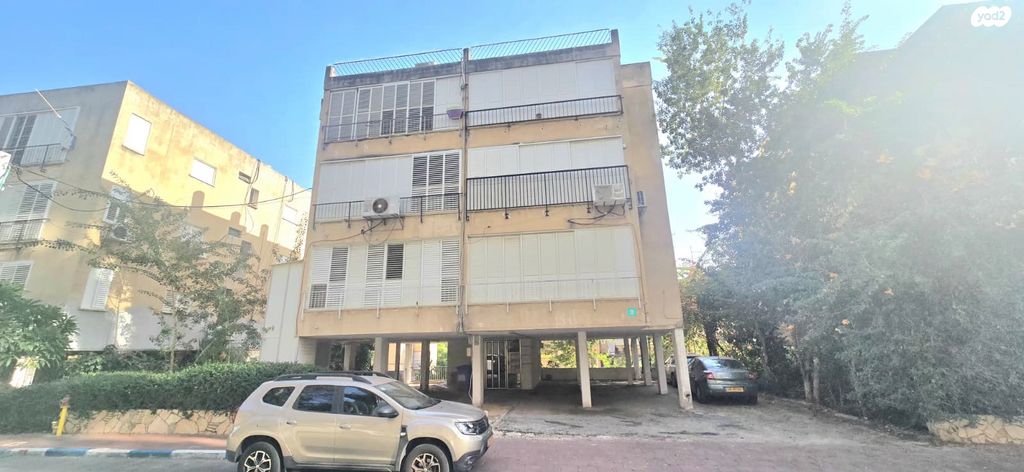 דירה, י"א באדר, נגבה, רמת גן