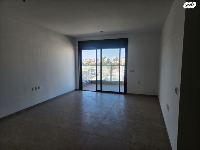 דירה, שדרות יחד שבטי ישראל, אחיסמך, לוד