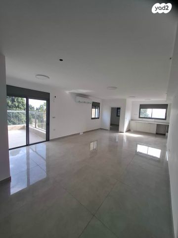 שדרות טרומפלדור 