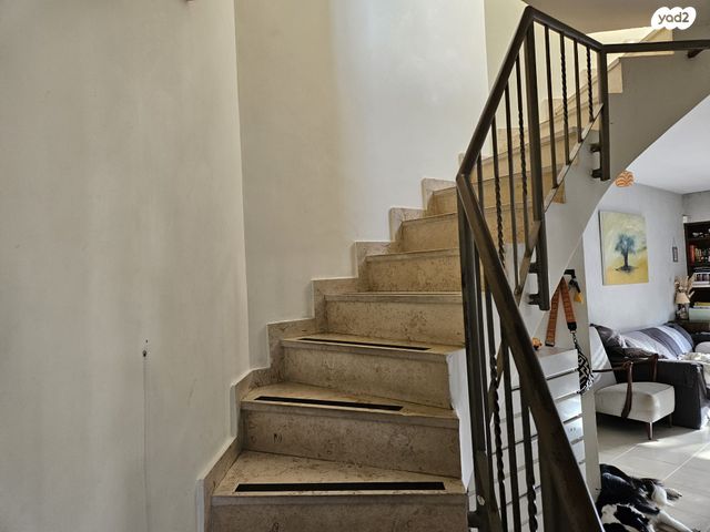 גג/ פנטהאוז, משה ארם, רביבים, תל אביב יפו