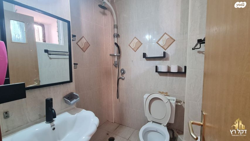 דירה, דב גרונר, עכו