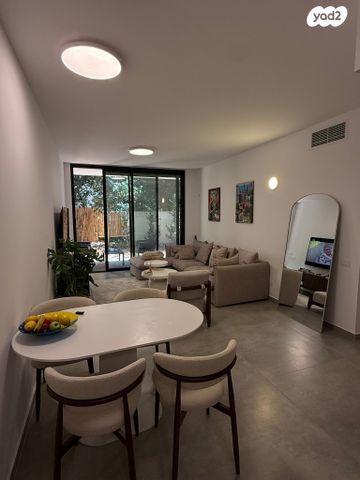 דירת גן, בן סרוק, הצפון החדש - כיכר המדינה, תל אביב יפו