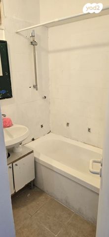 דירה, קהילת קליבלנד, נווה שרת, תל אביב יפו