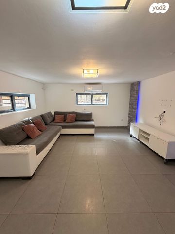 יחידת דיור, נאות הדרים, גן יבנה