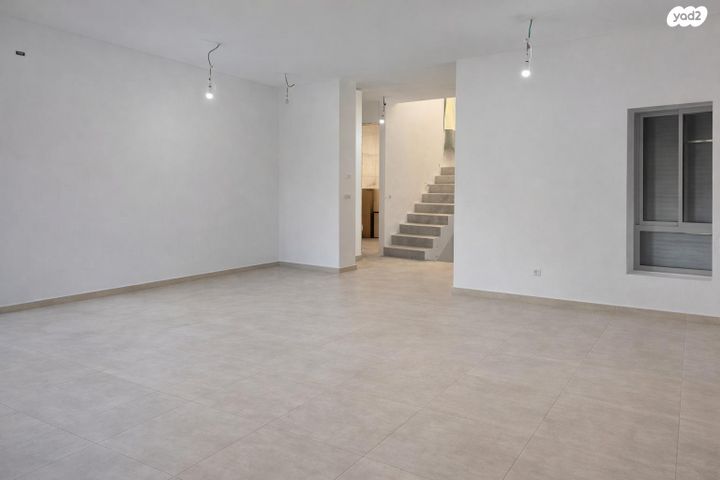 דו משפחתי, מתחם 19 - 20 (מתחם הפרחים), הוד השרון