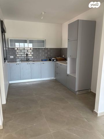 דירה, אלמוג 2, אכזיב, נהריה