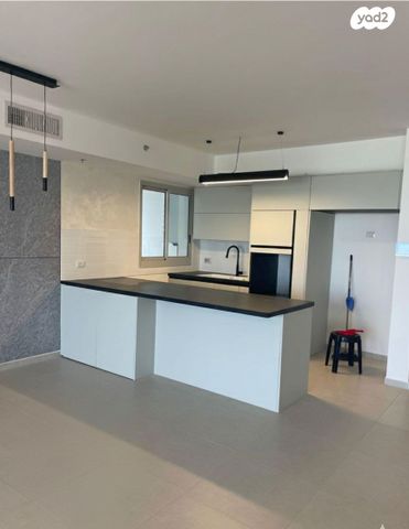 דירה, גאולה כהן, נוף השרון, נתניה