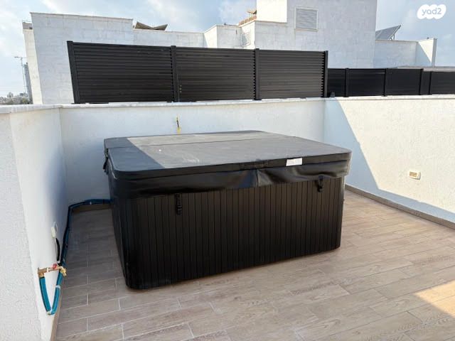 גג/ פנטהאוז, ההסתדרות, נאות רחל, חולון