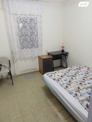 דירה, בית שמש