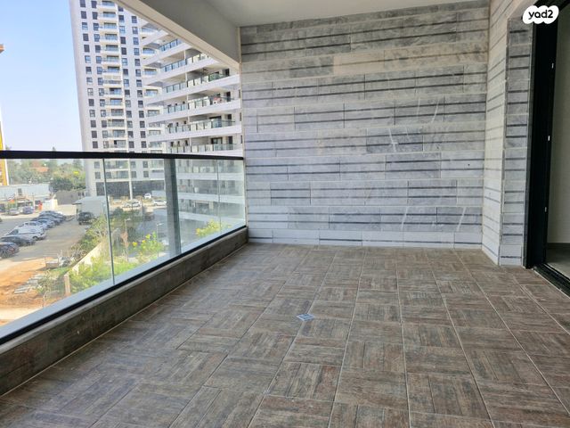 דירה, יונה וולך, גרין פארק החדשה, הוד השרון