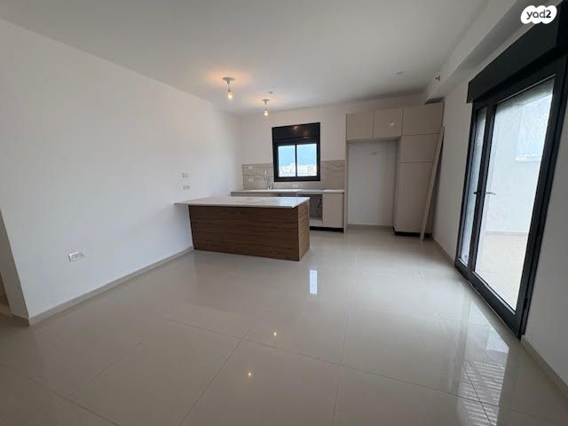 גג/ פנטהאוז, ההסתדרות, נאות רחל, חולון