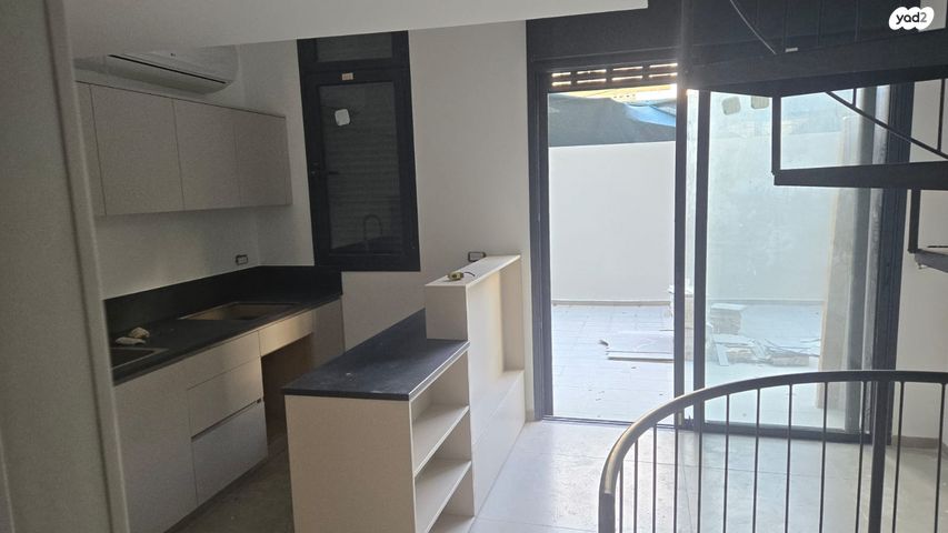 הרב יצחק ידידיה פרנקל 