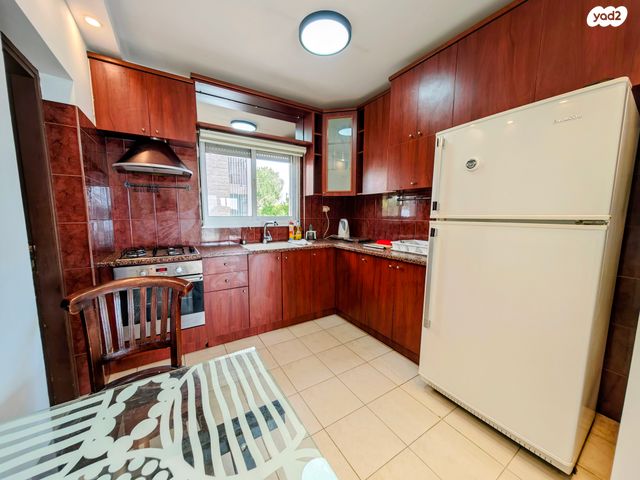 דירה, כלילת יופי 7, רובע ה', אריאל