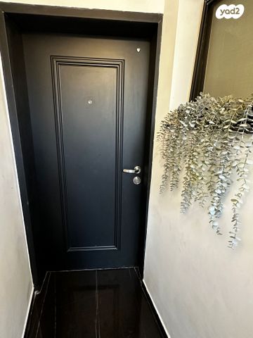 הוד הכרמל, דניה