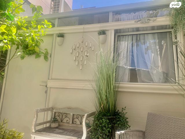 דירת גן, אליעזר בן יהודה, אגרובנק, חולון