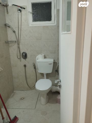 דירה, שקמים ואגמים, אשקלון