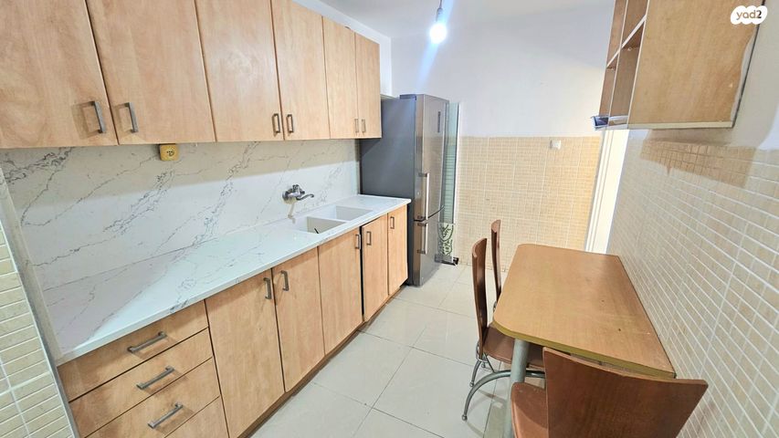 דירה, אלי כהן, עמידר, נהריה