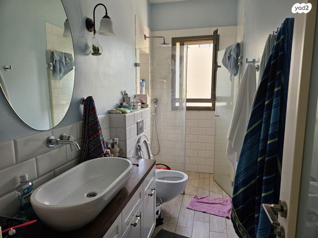 גג/ פנטהאוז, משה ארם, רביבים, תל אביב יפו