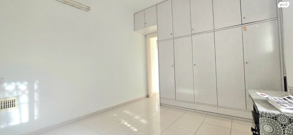 דירה, י"א באדר, נגבה, רמת גן