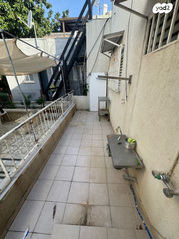 דירת גן, הפרטיזן היהודי, יד אליהו, תל אביב יפו