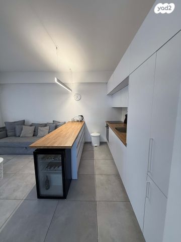 דירה, הירקון, כרם התימנים, תל אביב יפו