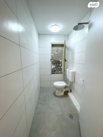 דירה, הגליל 3, המיסדים, כרמיאל