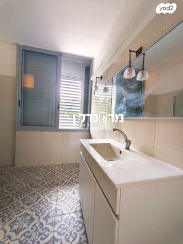 דירה, אוסישקין, מרכז, הרצליה