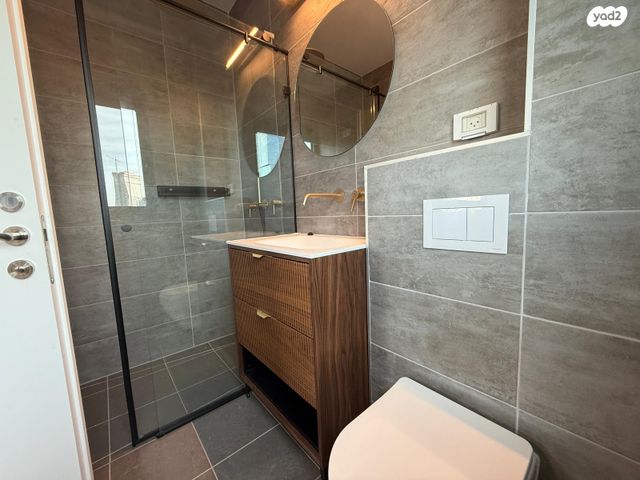 דירה, תוצרת הארץ 5, נחלת יצחק, תל אביב יפו