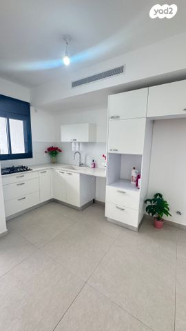 דירה, יד לבנים, רמת גן