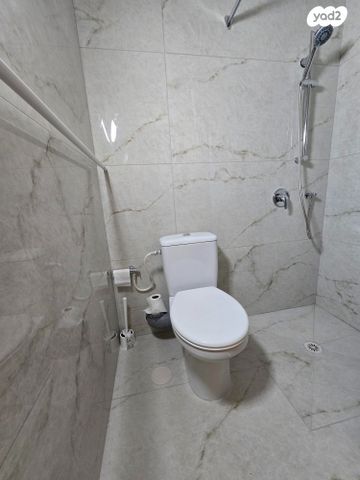 דירה, ארבע עונות 14, גני אביב, לוד