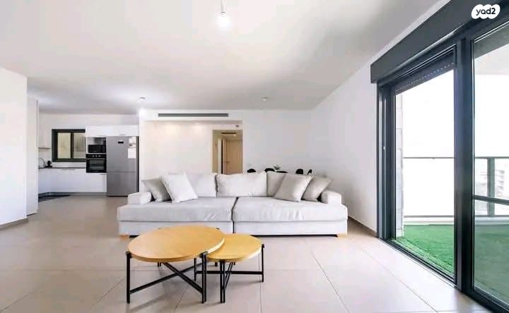 דירה, זאב ז'בוטינסקי, אגרובנק, חולון