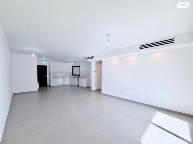 דירה, יצחק ארנסט נבנצל, ירושלים