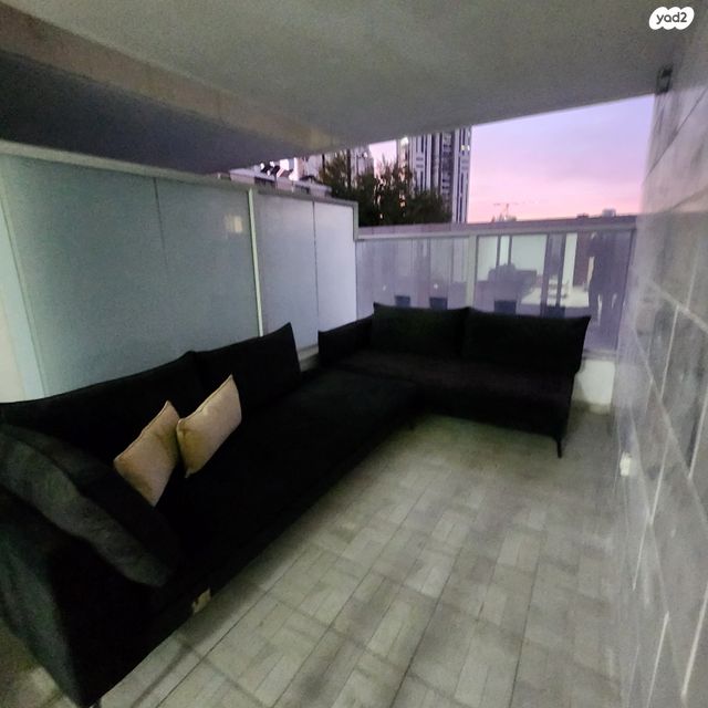 דירה, האורגים 10, הנביאים, בת ים