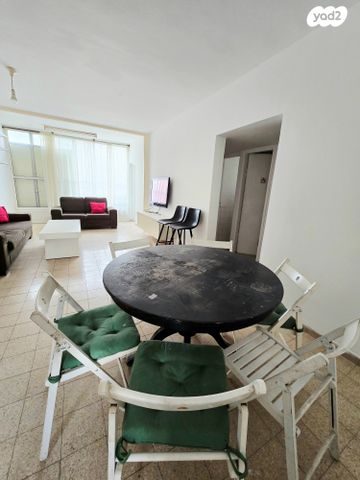 דירה, צה"ל, קרית אונו