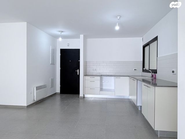 דירה, יצחק ארנסט נבנצל, ירושלים