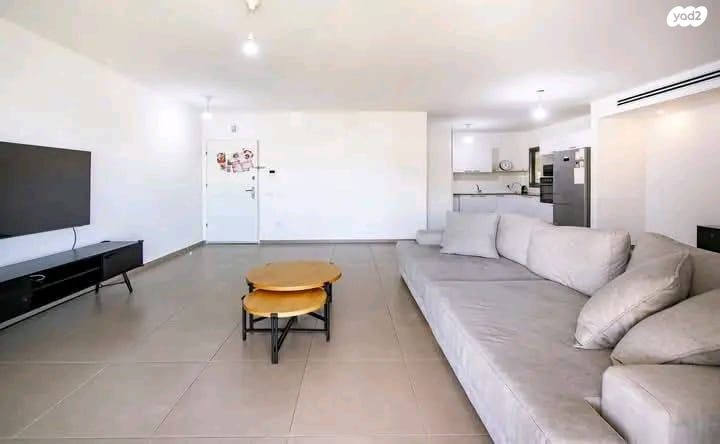 דירה, זאב ז'בוטינסקי, אגרובנק, חולון