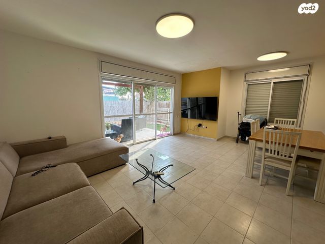 בית פרטי/ קוטג', גן יבנה