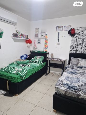 דירה, אצ"ל 40, שז"ר / דקר, טירת כרמל