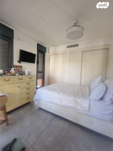 דירה, יד לבנים, רמת גן