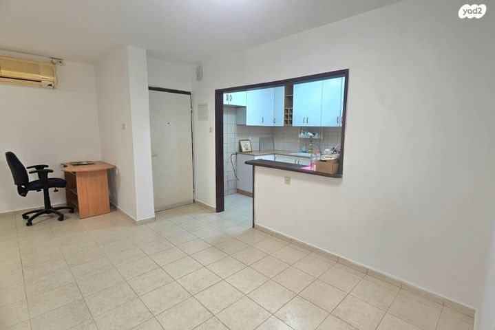 דירה, בן צבי, יהוד מונוסון