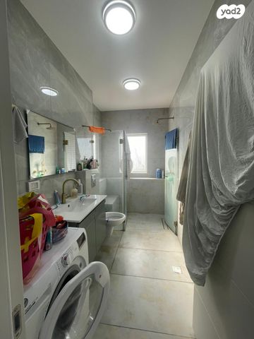 יחידת דיור, המגילה, ראשון לציון