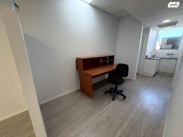 משרדים, אזור תעשייה קרית אתגרים, רעננה