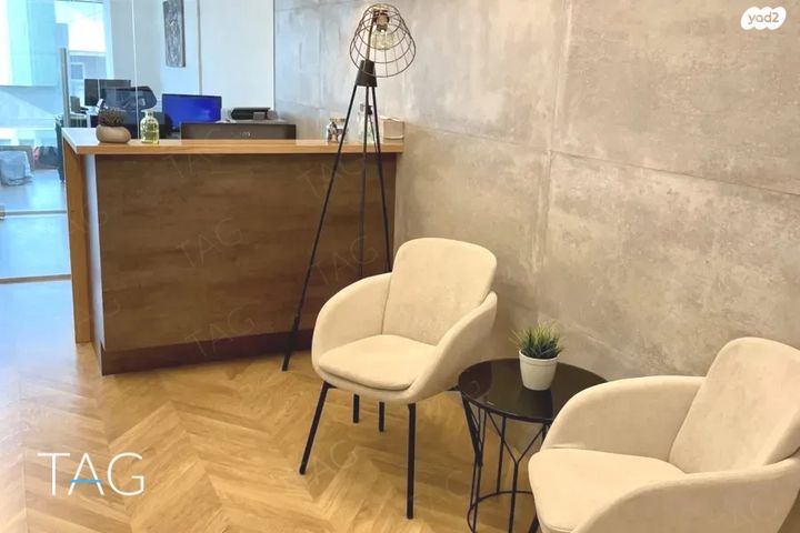 משרדים, הארבעה 28, תל אביב יפו