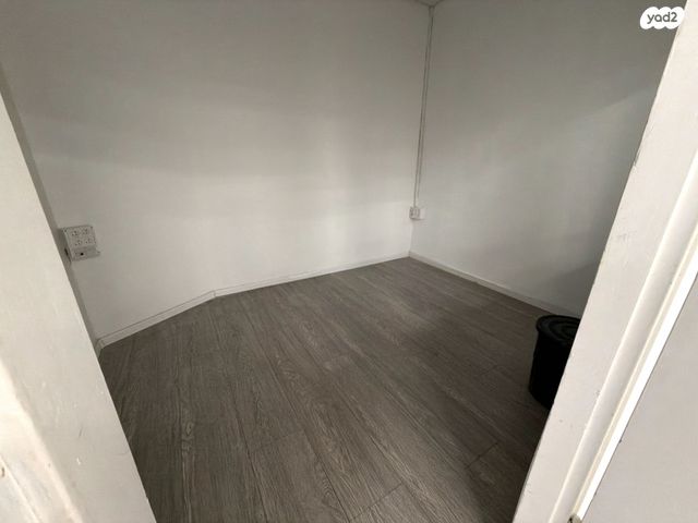 משרדים, אזור תעשייה קרית אתגרים, רעננה