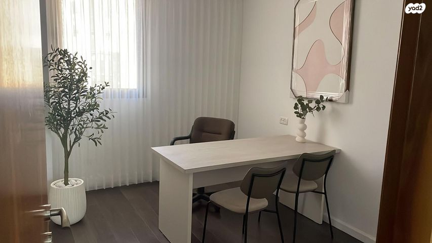 משרדים, דרך חברון, בקעה, ירושלים