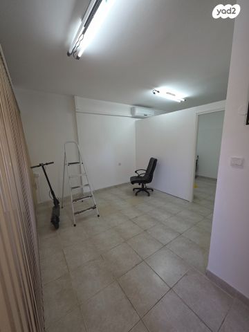 משרדים, רוגוזין 19, רובע א', אשדוד